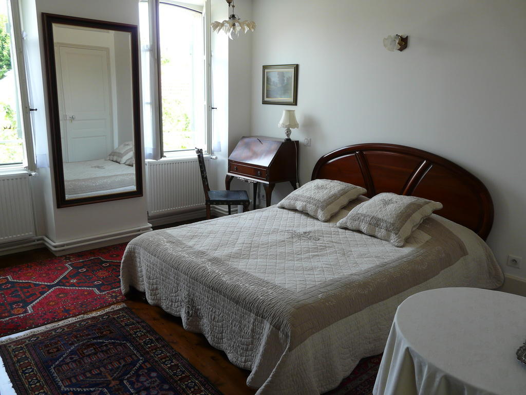 La Promenade En Champagne Bed and Breakfast Mussy-sur-Seine Δωμάτιο φωτογραφία