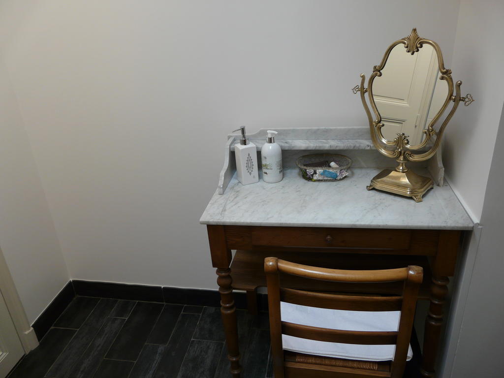 La Promenade En Champagne Bed and Breakfast Mussy-sur-Seine Δωμάτιο φωτογραφία